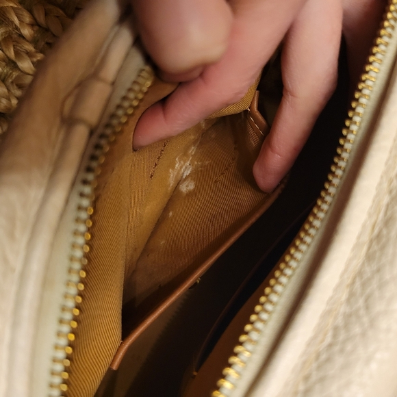 Coach Restored Camera Bag Pebbled Leather Chalk White Brass - Picture 11 of 12